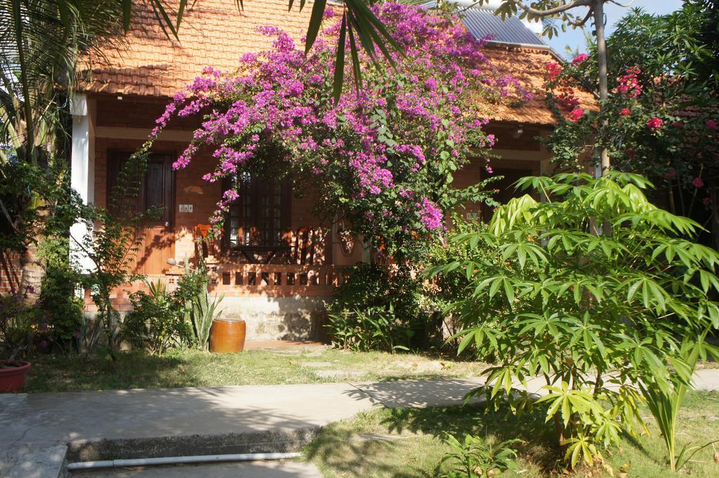 Отель Phu Quoc Kim - Bungalow On The Beach Экстерьер фото